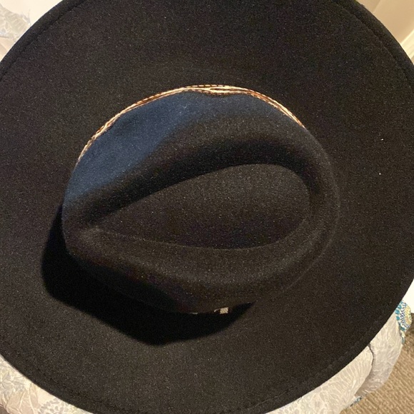 Western Hat Black with attached band - Picture 4 of 7